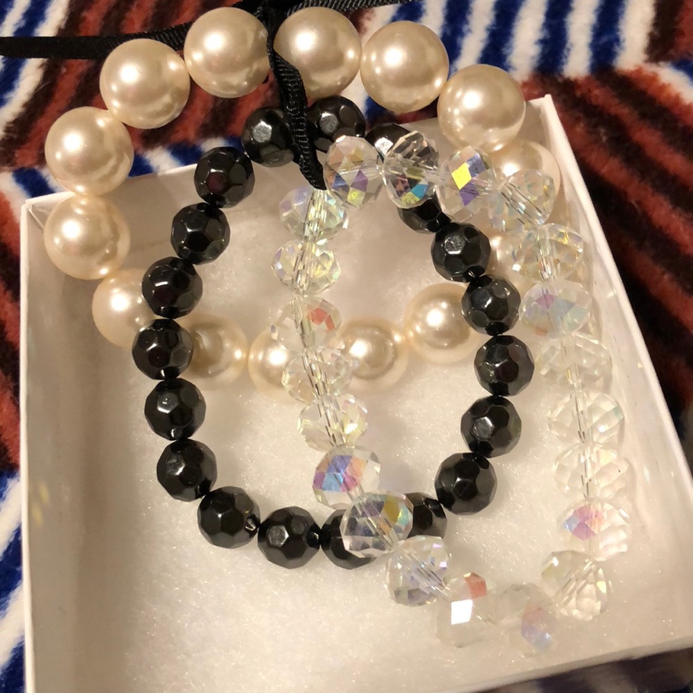 Premier design “Poetic” bracelets with ribbon.
